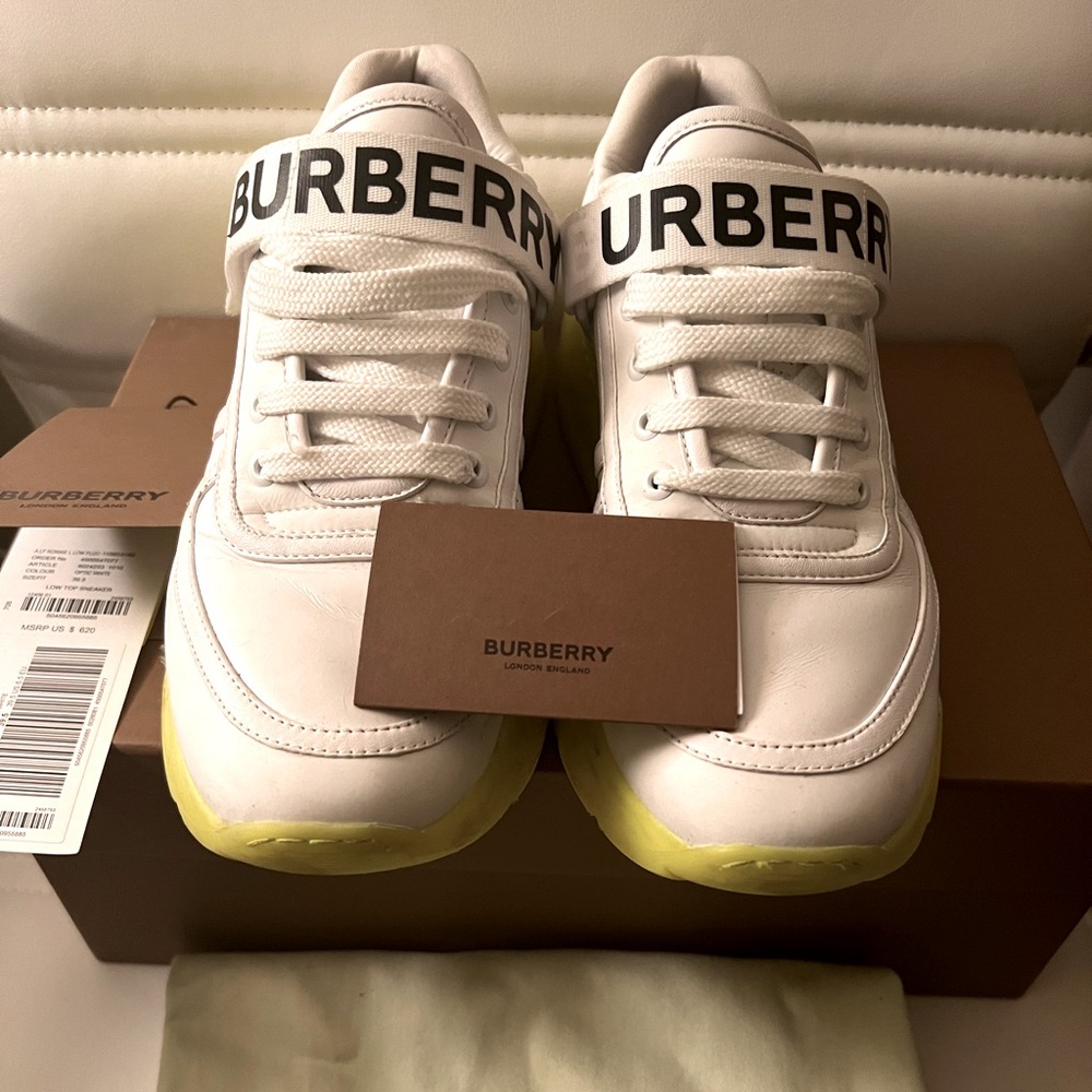 Burberry Sneakers